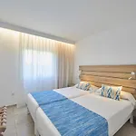 Serenity Apartments (Adults Only)